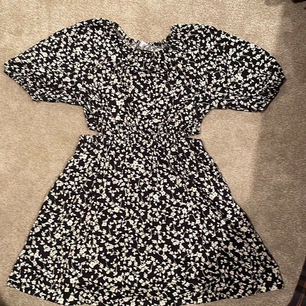 Black flower print dress
